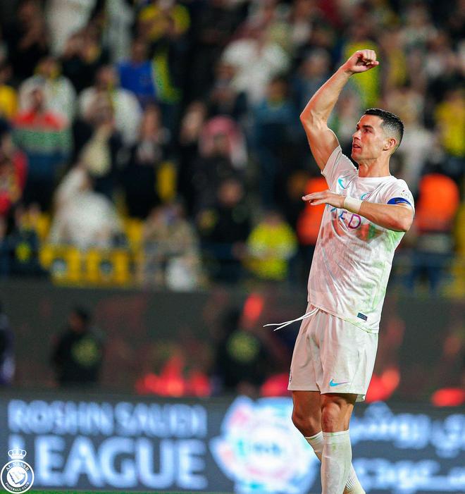 巴西横扫那不勒斯，C罗关键制胜