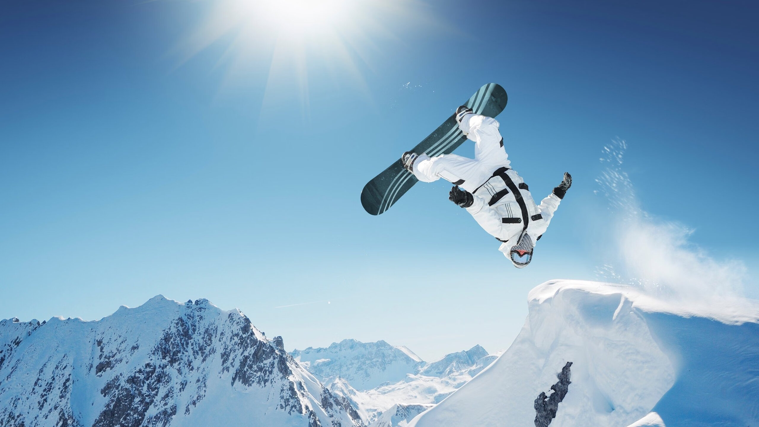 从红土到绿茵,西西帕斯戴维斯杯横扫,蒙特卡洛大师赛的统治力如何铸就全能王?