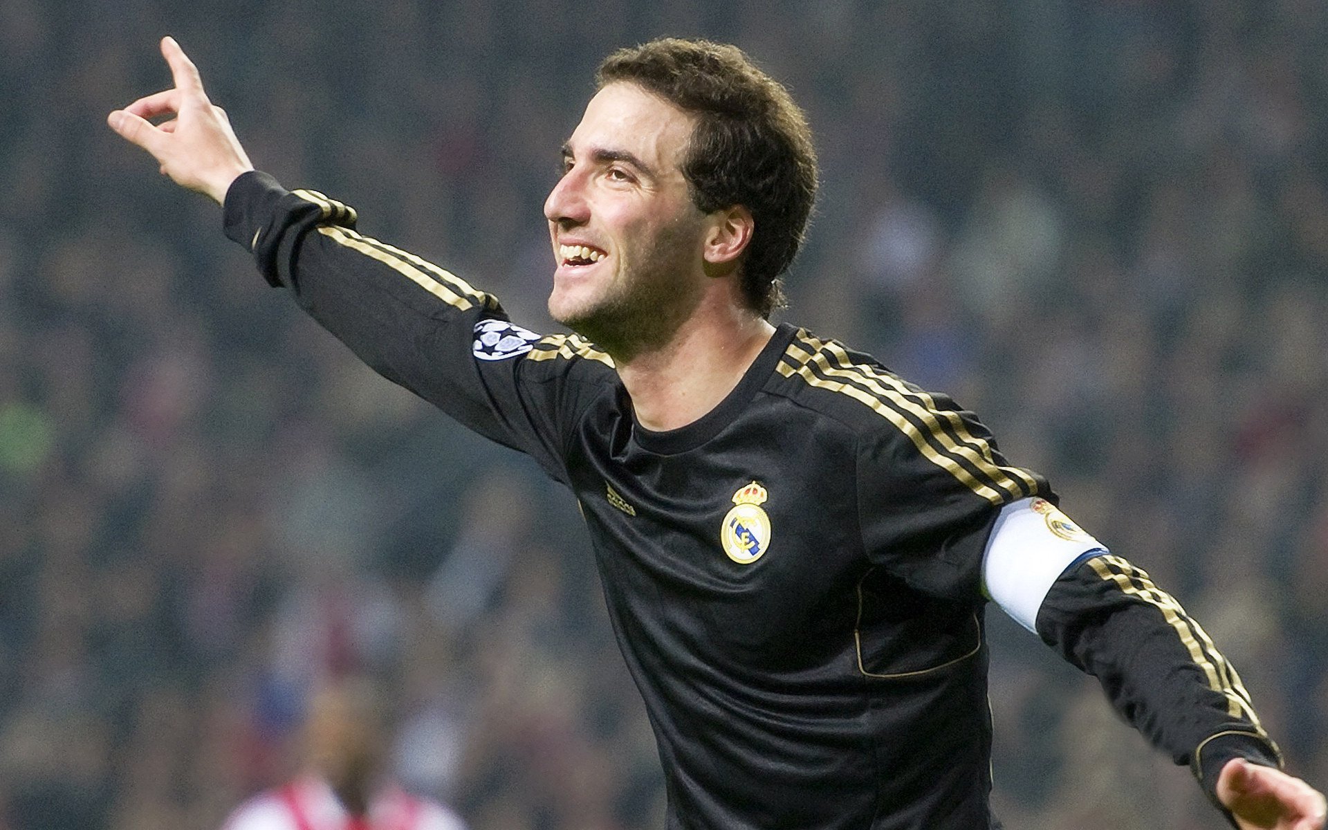 绝杀之夜，丹麦神话在羽坛巅峰绽放，安赛龙一剑封喉书写唯一传奇