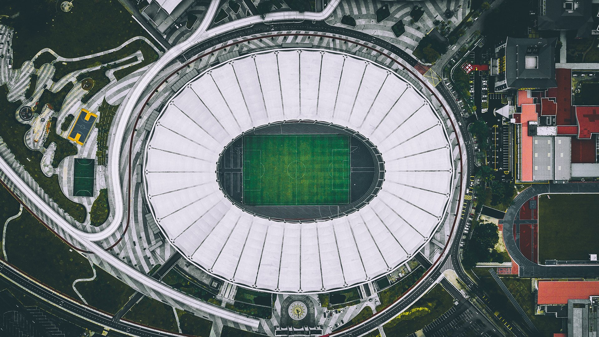 中场定乾坤,2026世界杯E组关键战,波兰铁骑碾碎伊拉克,卢卡库领航胜利